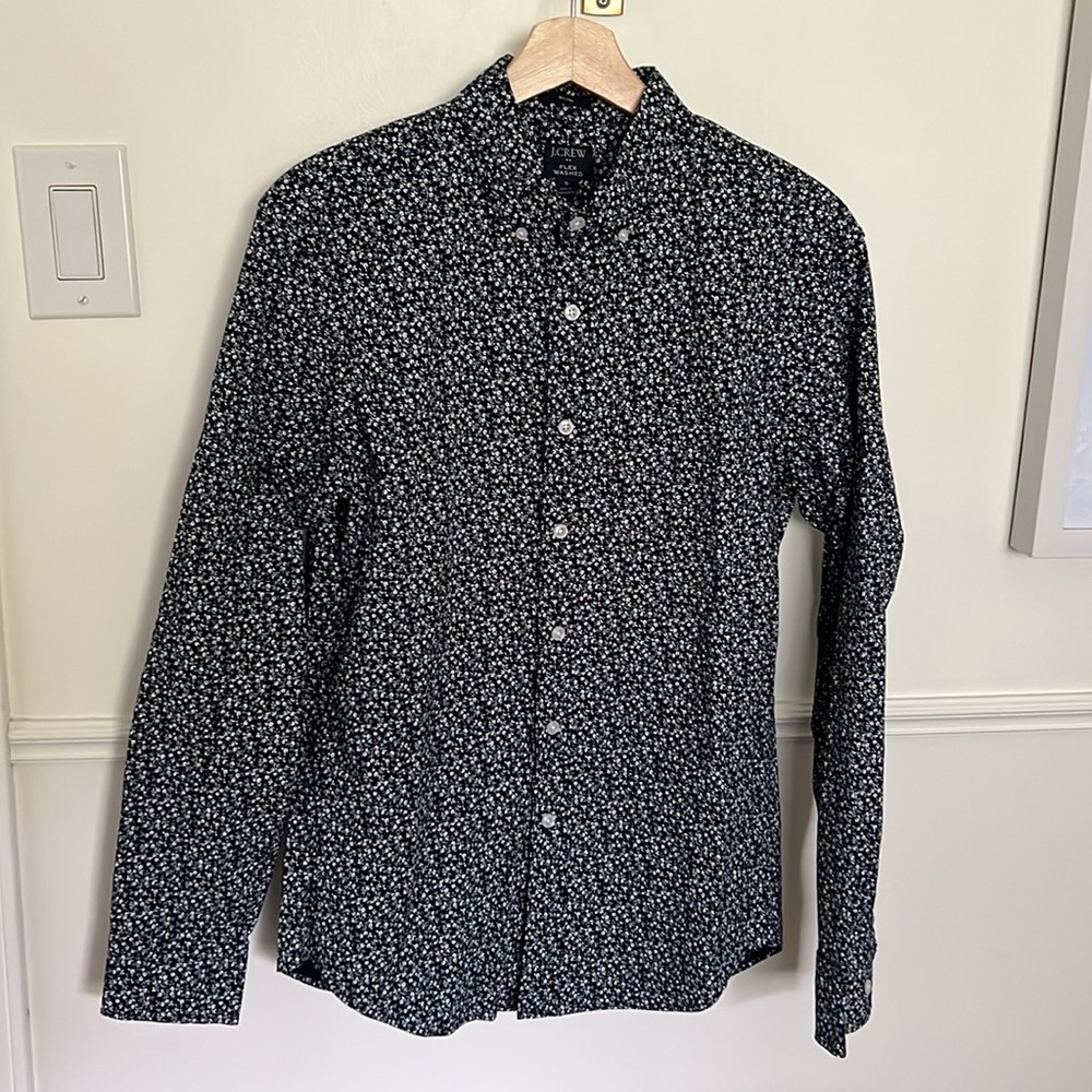 J.Crew Men’s Button-Up Shirt